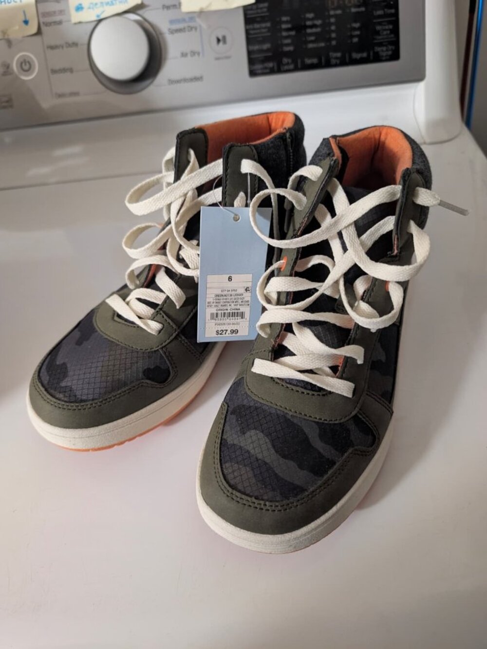 NWT boys Art Class by Target high top sneakers in camo print with olive green